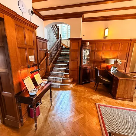 Lindeth Fell Szálloda 5*