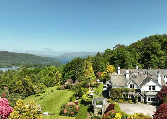 فندق ليندث فيل كونتري هاوس 5*