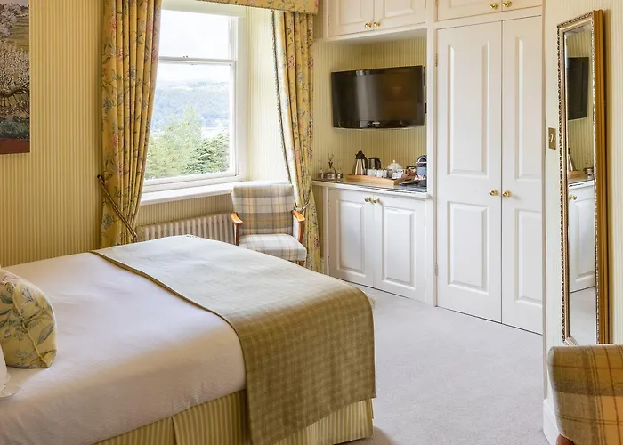 ليندث فيل كونتري هاوس